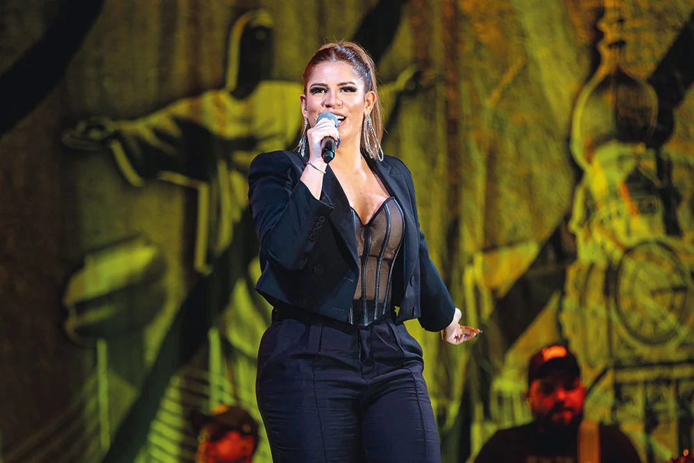 Mar&iacute;lia Mendon&ccedil;a